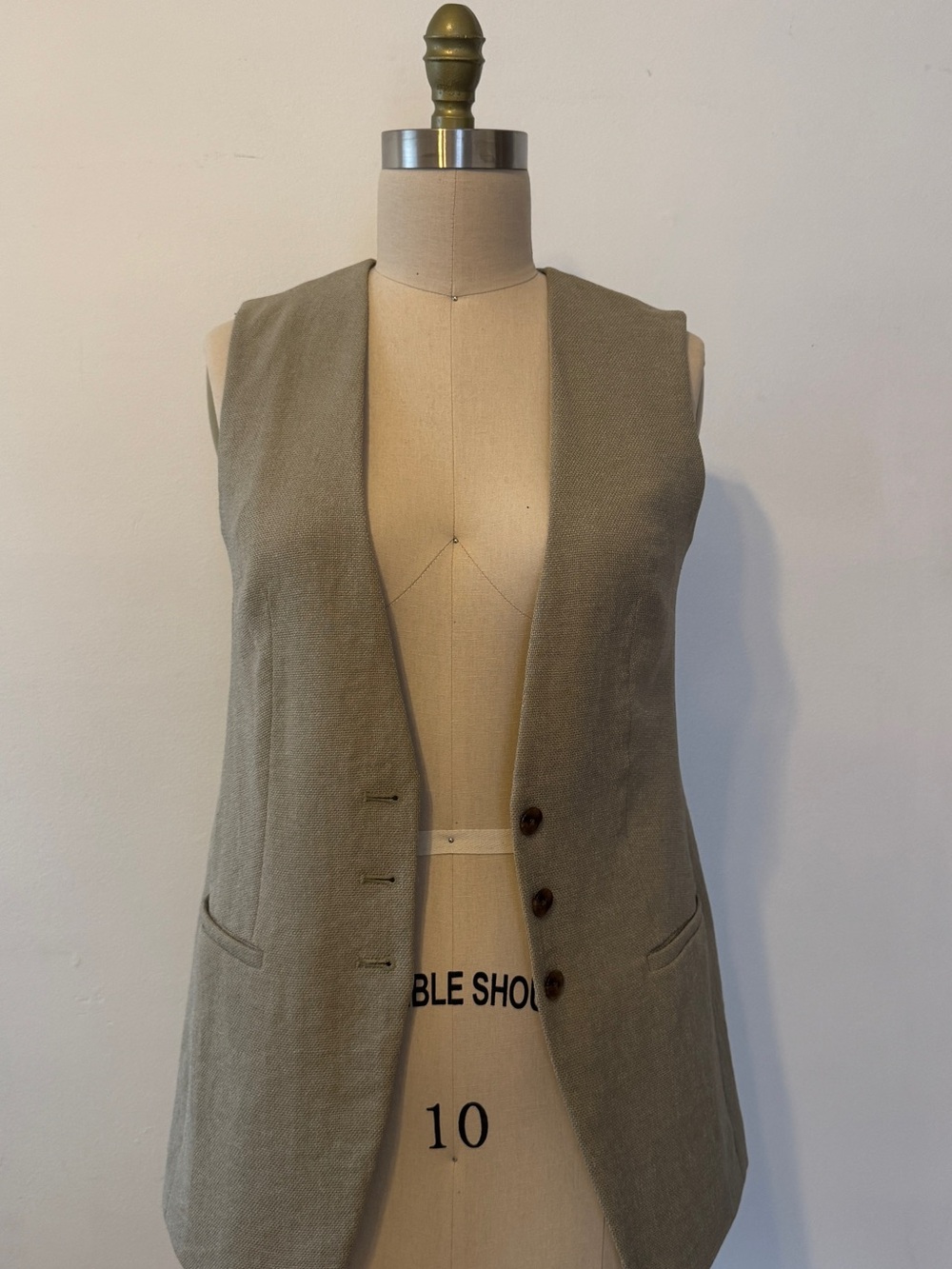 EXPRESS Linen Sleeveless Vest in Taupe